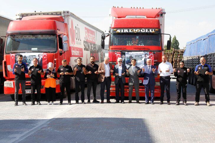 Konya'dan 10 bin gıda kolisi, Pakistan'a ulaştırılmak üzere yola çıkarıldı G4
