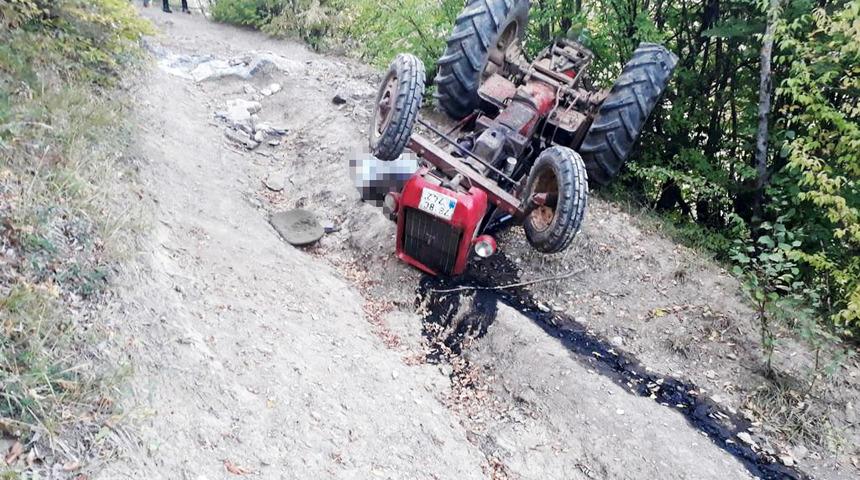 Karabük'te devrilen traktörün sürücüsü öldü