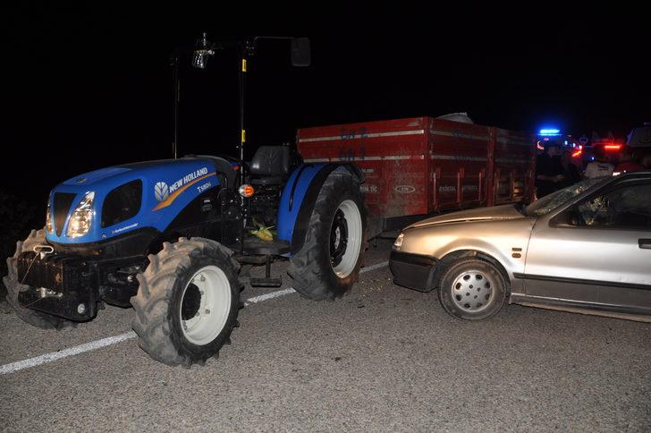 Bolu'da traktörün römorkuna çarpan otomobildeki 2 kişi yaralandı G2