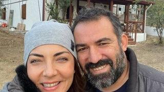 İkinci çocuğuna hamile olan Burcu Kara köy evinde kendi ekinlerini elleriyle topladı