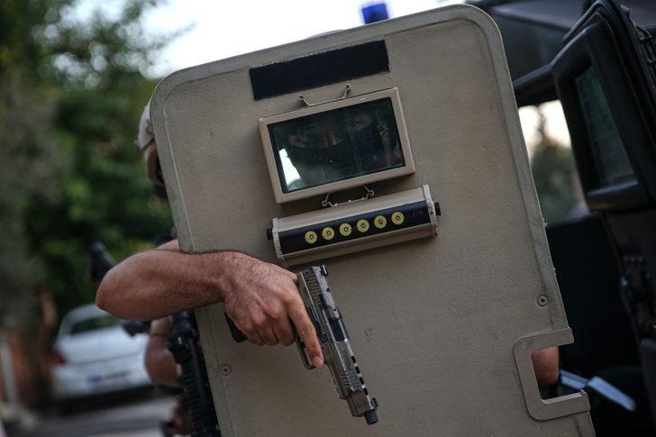 GÜNCELLEME - Mersin'de tefecilik operasyonunda 13 zanlı yakalandı G5