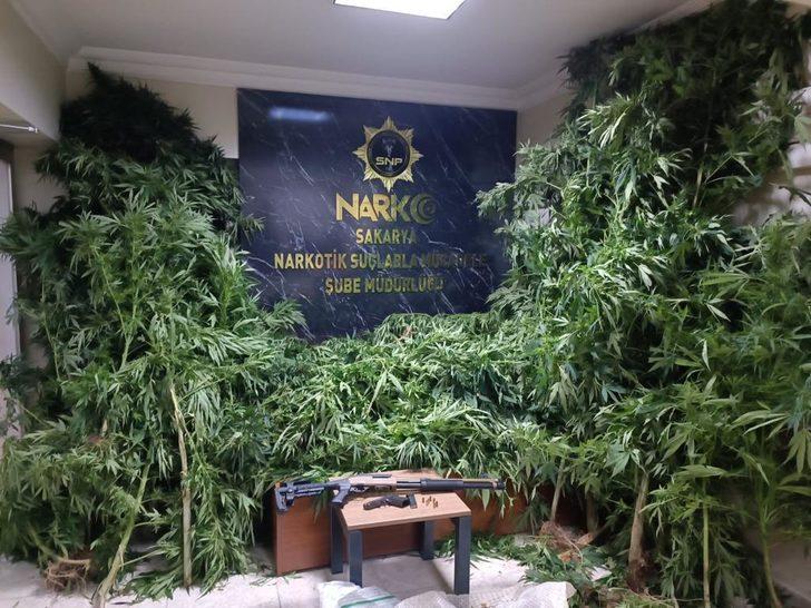 Sakarya'da uyuşturucu operasyonlarında yakalanan 6 zanlı tutuklandı G5