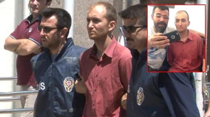 Atalay Filiz'le selfie çeken polis tepki çekti