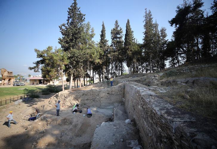 Mersin'de 9 bin yıllık Yumuktepe Höyüğü'nün her katmanı inceleniyor G5