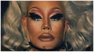 'Büyük beden dans divası' olarak biliniyordu! Sahnede birden yere yığıldı