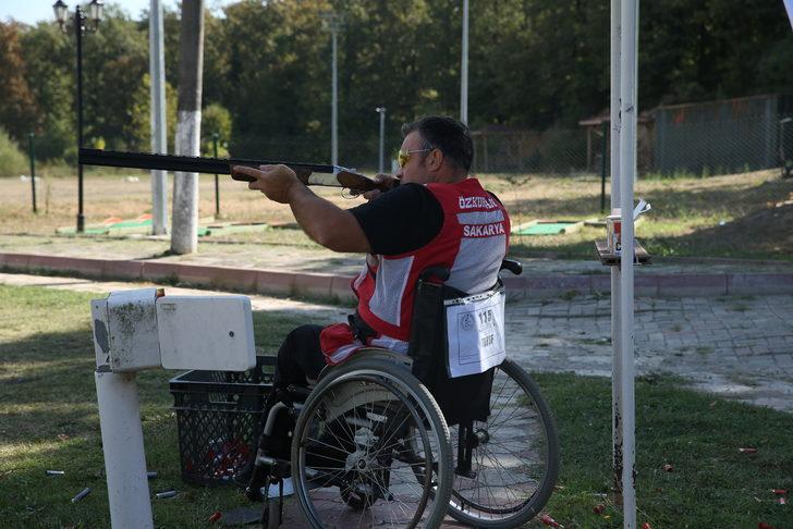 Sakarya'da "TBESF Paratrap Federasyon Kupası" başladı G4