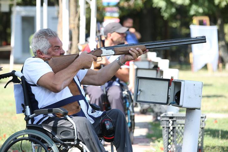 Sakarya'da "TBESF Paratrap Federasyon Kupası" başladı G5