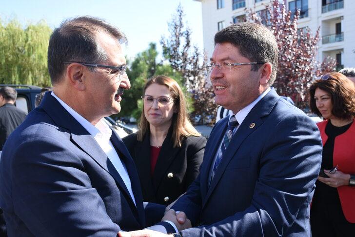 Bakan Dönmez, Bartın'da Enerji Koordinasyon Toplantısına katıldı: G2