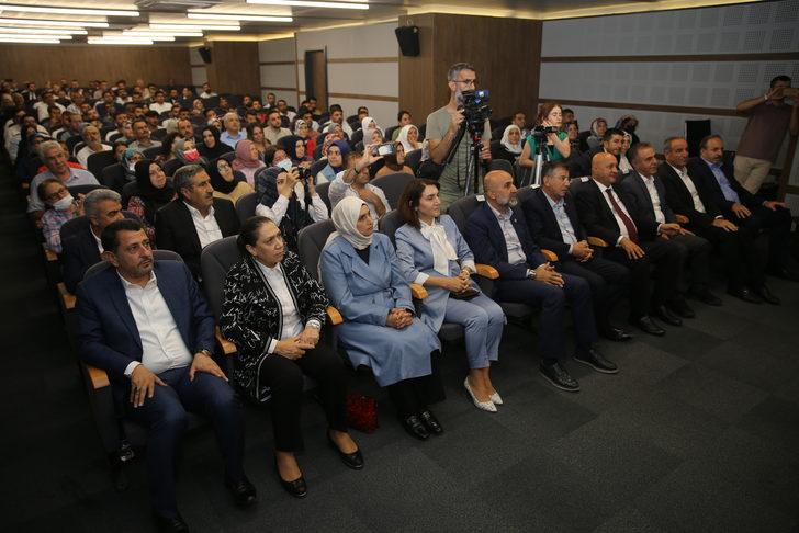 AK Parti'li Usta, Mardin'de "2023'e Doğru Şehir Buluşmaları" programında konuştu: G4