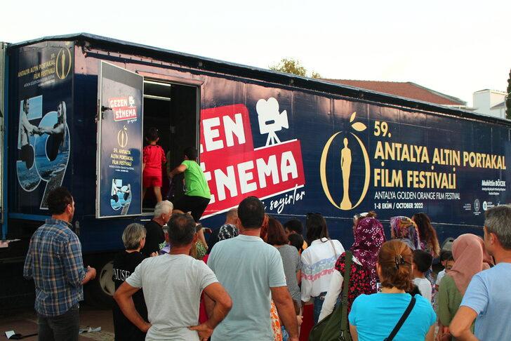 Altın Portakal Sinema Tırları ücretsiz sinema gösterimine başladı G3