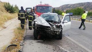 Amasya'da traktör ile otomobilin çarpıştığı kazada 3 kişi yaralandı