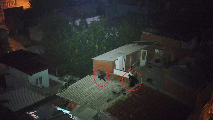 Mahalle ablukaya alındı: Çatıdan kaçmaya çalıştılar, İHA'larla tespit edildiler! Bursa'daki dev operasyon kamerada G2