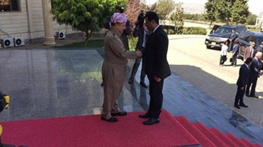 Erbil'deki Türkçe konuşmaları Baydemir Kürtçeye çevirdi