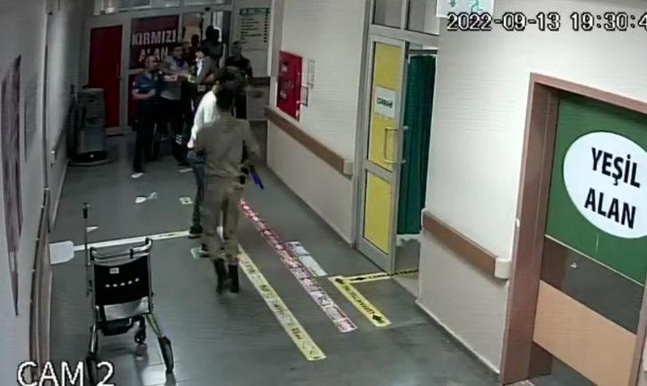 Hastanede dehşete düşüren görüntü! Baba ve 15 yaşındaki oğluna ateş açtı, peşlerinden hastaneye gidip... G5