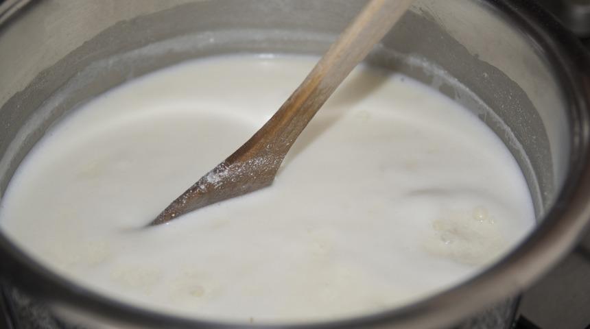 G&ouml;r&uuml;n&uuml;ş, tat ve doku olarak bire bir benziyor: Ayırt etmek imkansız! Sahte s&uuml;t nasıl anlaşılır?