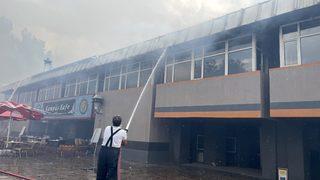 GÜNCELLEME 2 - Atatürk Üniversitesinin yemekhanesinde çıkan yangın söndürüldü