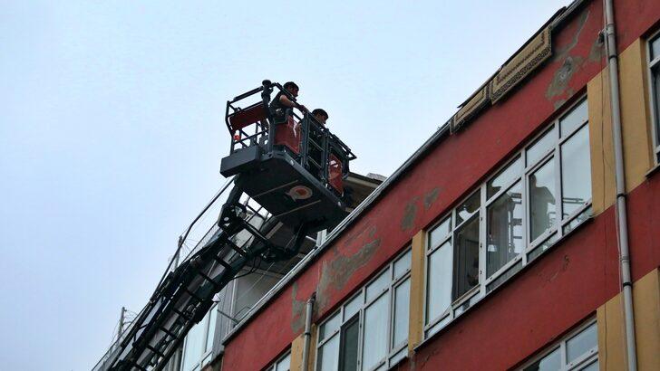 Samsun'da çatıdan çatıya atlarken yakalanan yaralama şüphelisine ev hapsi G4