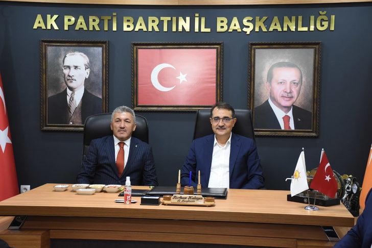 Enerji ve Tabii Kaynaklar Bakanı Dönmez, Bartın'da madencilerle buluştu: G2