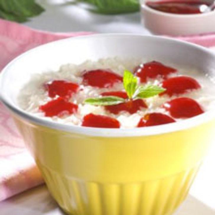 Kiraz Soslu Pirin&ccedil; Puding