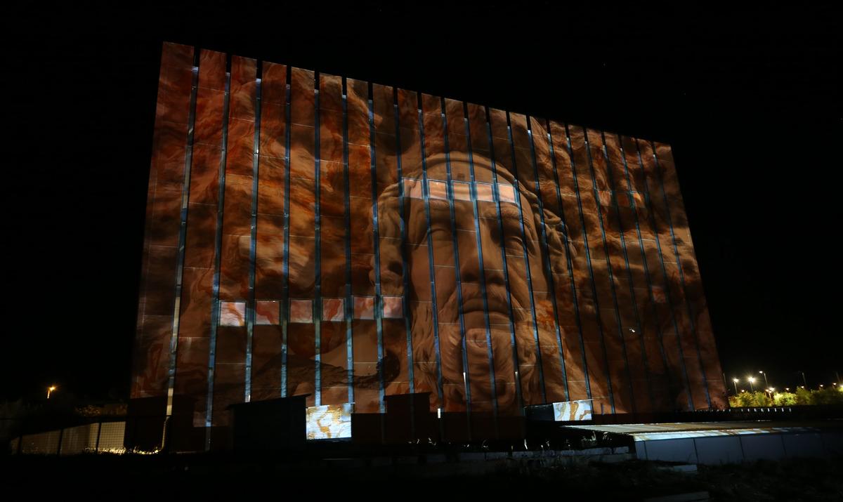 Troya M&uuml;zesi'nde "3D Mapping" g&ouml;sterimi yapıldı