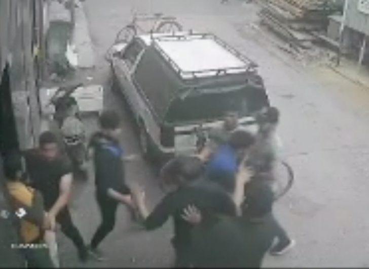 Maaşını alamayınca iş yerini 10 arkadaşıyla birlikte bastı! Palalı dehşet kamerada: Yaralılar var G5