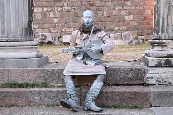 "Bergama Oratoryosu: Sunağın Gözyaşları" dünya prömiyeri Bergama'da yapıldı G3