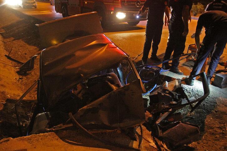 Hatay’da devrilen otomobilin sürücüsü öldü G4