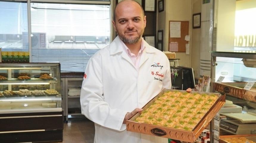 &Uuml;nl&uuml; baklavacı tutuklandı