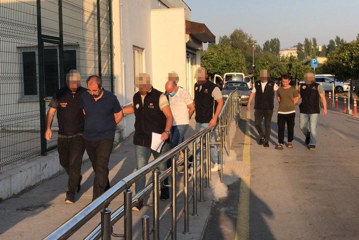 Adana'daki FETÖ operasyonunda yakalanan 10 zanlıdan 3'ü tutuklandı G4