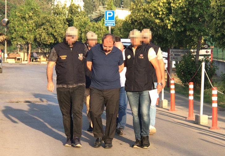 Adana'daki FETÖ operasyonunda yakalanan 10 zanlıdan 3'ü tutuklandı G5