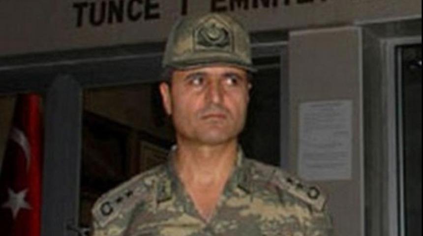 Albay Akkuş'un g&ouml;zaltına alınması darbenin seyrini değiştirdi