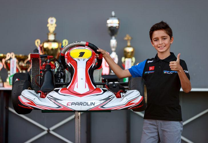 10 yaşında 30 kupa sahibi İskender, F1 hayaliyle yarışıyor G3