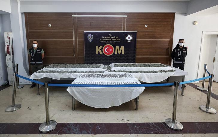 İstanbul'da tarihi eser operasyonunda 34 bin 550 sikke ele geçirildi G3