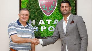 Volkan Demirel Süper Lig'e geri döndü! Hatayspor ile 1+1 yıllık sözleşme imzalandı