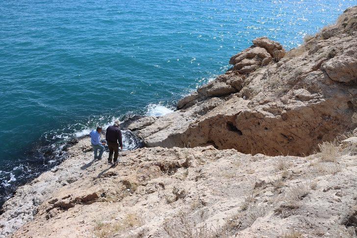 Van Gölü'nde sular çekildi, Urartu limanı ortaya çıktı: Böyle bir yapıyla ilk defa karşılaşıyoruz G2