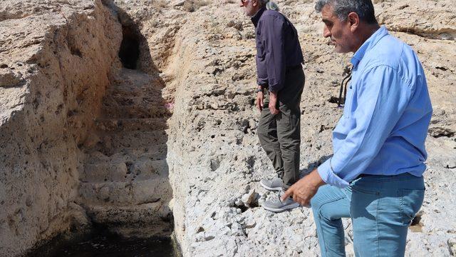 Van Gölü'nde sular çekildi, Urartu limanı ortaya çıktı: Böyle bir yapıyla ilk defa karşılaşıyoruz