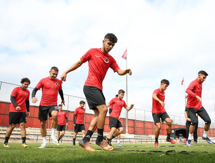 Gençlerbirliği yüksek tempoda çalıştı G3