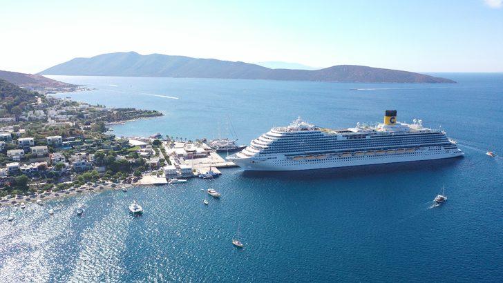Bodrum'a "Costa Venezia" gemisiyle bin 502 yolcu geldi G5