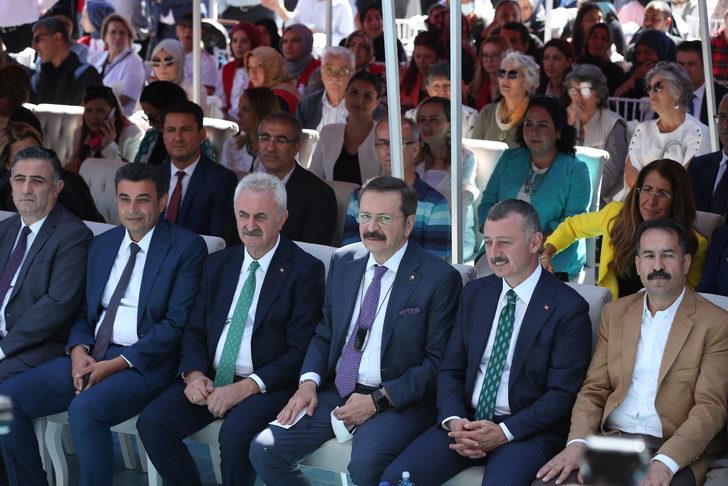 TOBB Başkanı Rifat Hisarcıklıoğlu, Kocaeli'de hizmet kompleksi açılışına katıldı G1