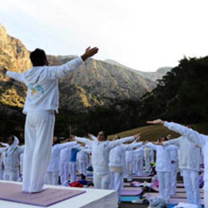 23 Nisan Yoga Kampı