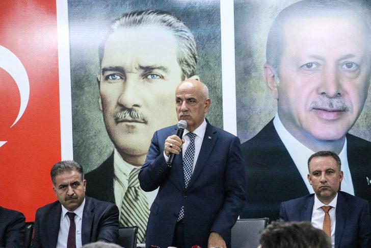 Bakan Vahit Kirişci, AK Parti Adıyaman İl Başkanlığı'nı ziyaretinde konuştu: G4