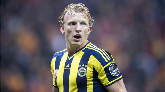 Derbide attığı gol sonrası yaptığı ikonik sevinç ile akıllara kazınmıştı! Taraftarın sevgilisi Dirk Kuyt'tan Galatasaray derbisi için mesaj... Taraftara seslendi