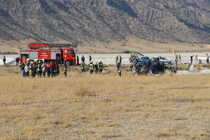 GÜNCELLEME - Denizli'de yangın söndürme helikopteri düştü G5