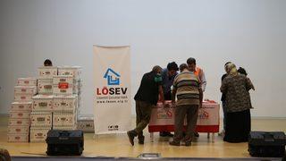 LÖSEV Şanlıurfa'da lösemi hastaları ve ailelerine et dağıttı