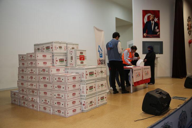 LÖSEV Şanlıurfa'da lösemi hastaları ve ailelerine et dağıttı G2