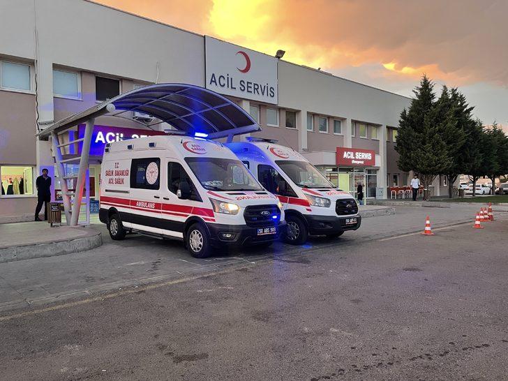Feci kaza: Yabancı plakalı araçlar TIR'a çarptı! 2 ölü, 8 yaralı G5