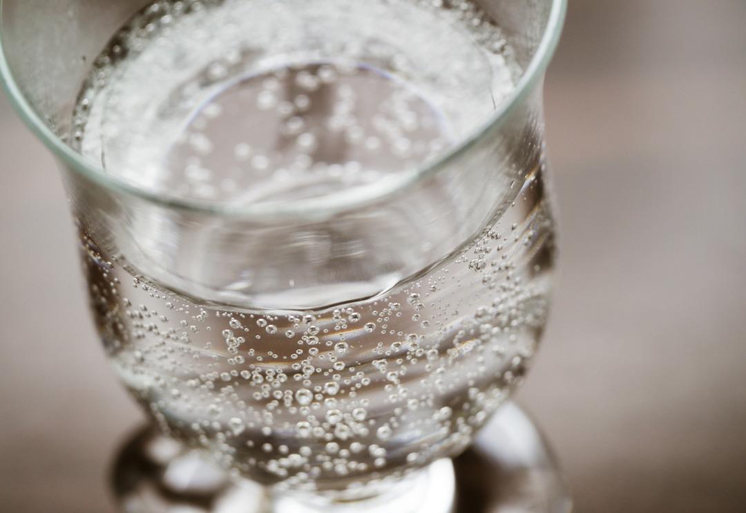 Her evde var: Zararları dudak u&ccedil;uklattı! Hemen tuvalete d&ouml;k&uuml;n! İ&ccedil;tik&ccedil;e hasta ediyor