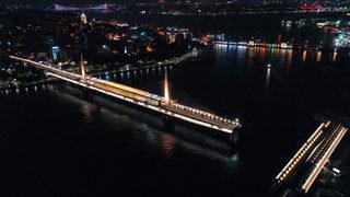 Galata ve Atatürk köprüleri gece belli saatlerde araç trafiğine kapatıldı