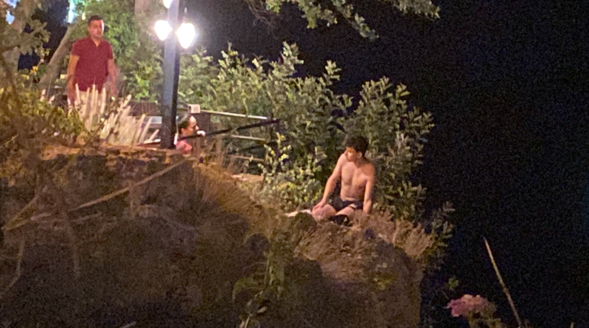 1,5 saat dil döktüler! Falezlerde yürekleri ağza getiren görüntü