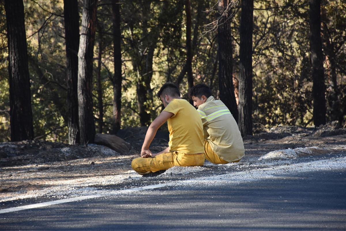G&Uuml;NCELLEME - Marmaris'teki orman yangını kontrol altına alındı
